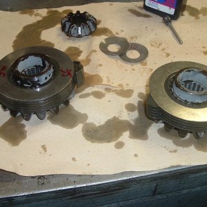 stack clutches in 1 direction (2).JPG