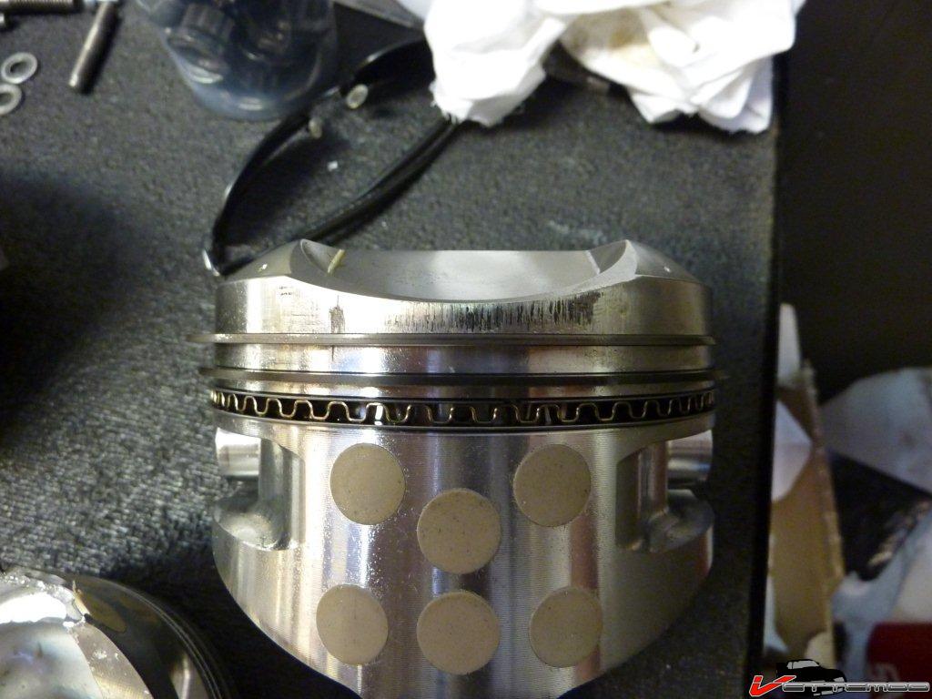 Piston pin galling in a drag race engine