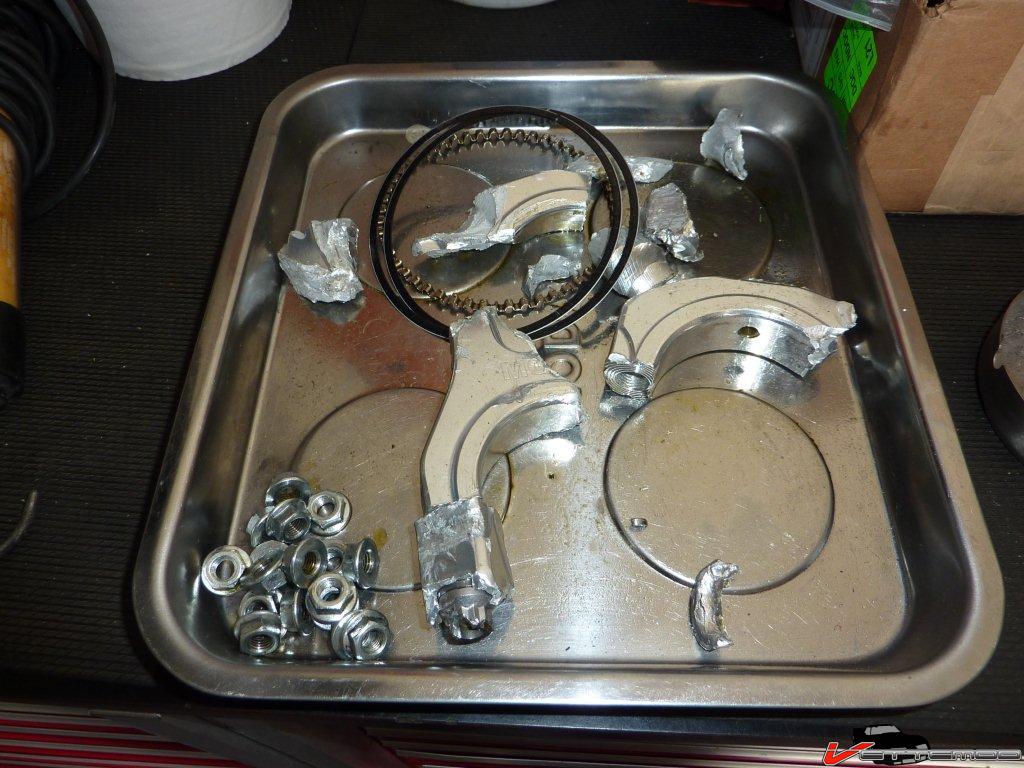 Piston pin galling in a drag race engine