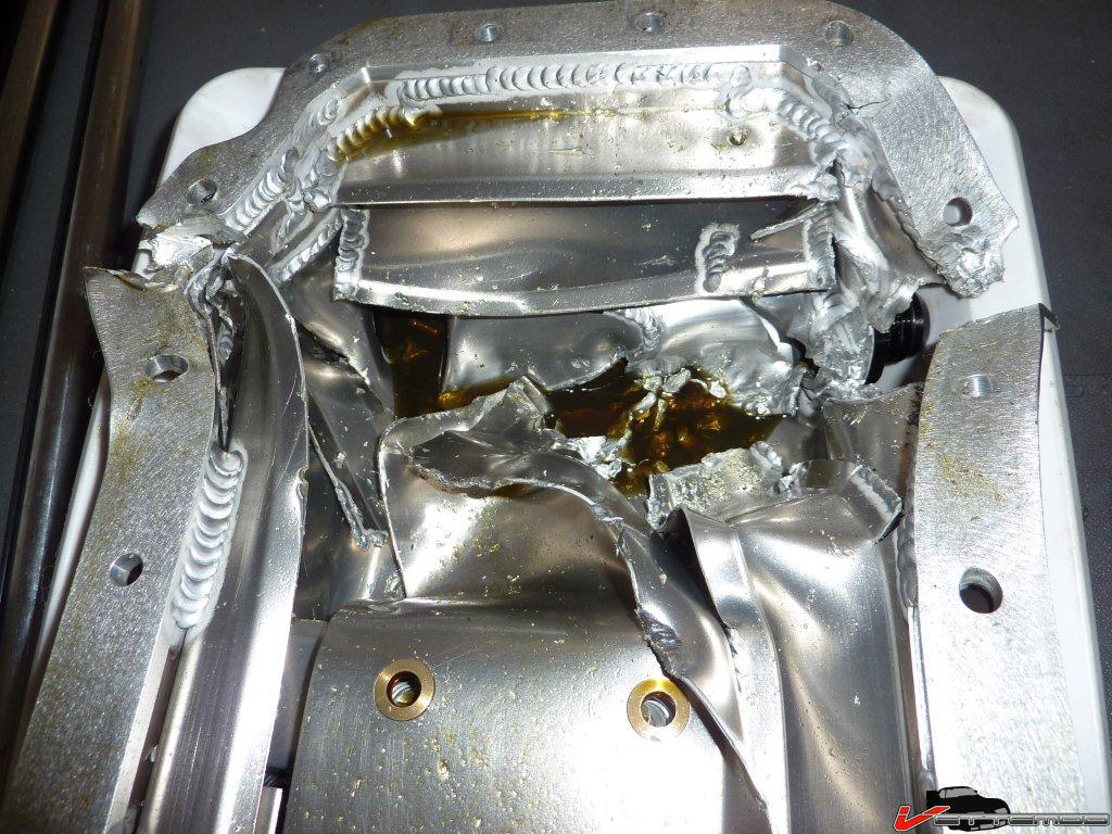 Piston pin galling in a drag race engine