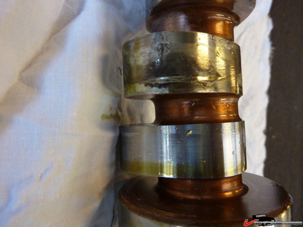 Piston pin galling in a drag race engine