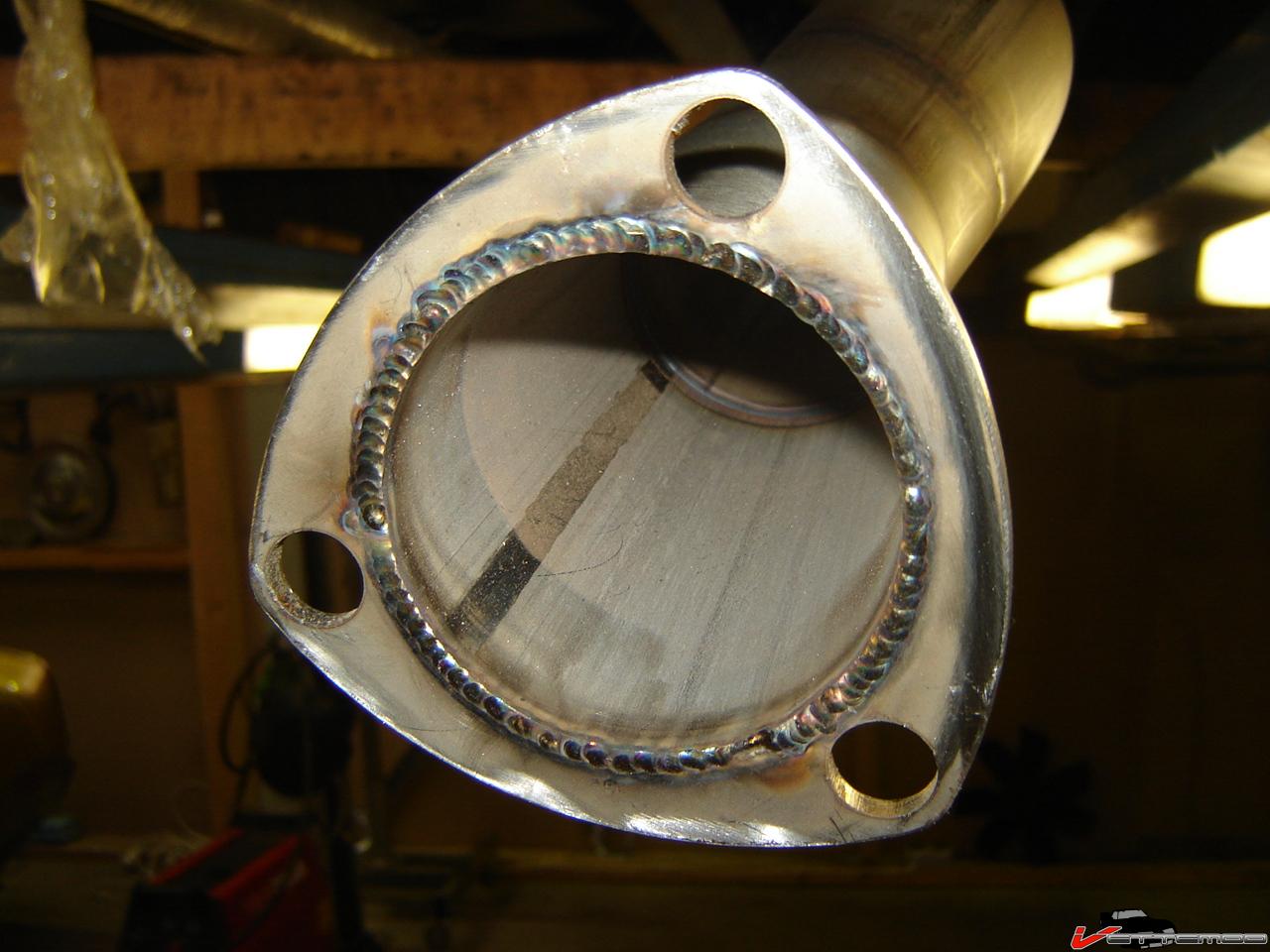 Fabricating boom tubes