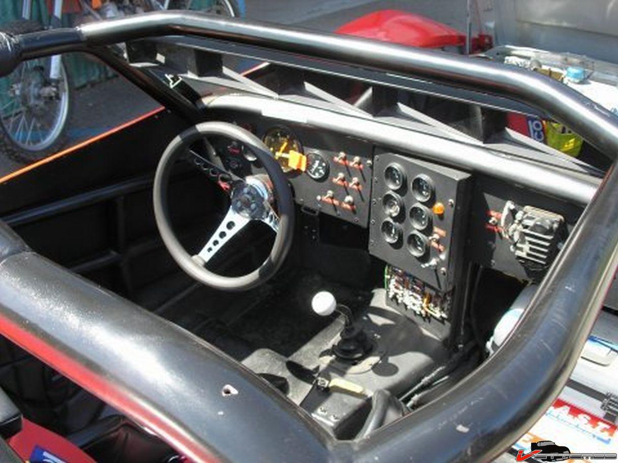 1969_Chevrolet_Corvette_Roadst1.jpg