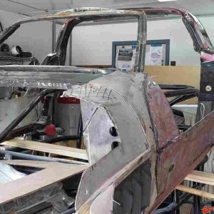 Lift Birdcage off chassis - roll cage.jpg
