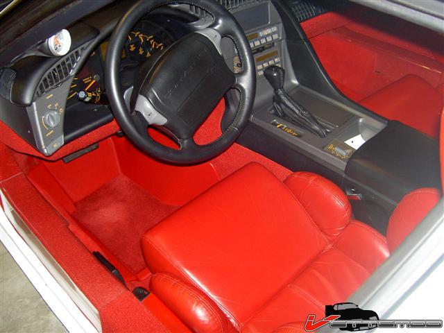 90 Vette Interior 005 (Small).jpg