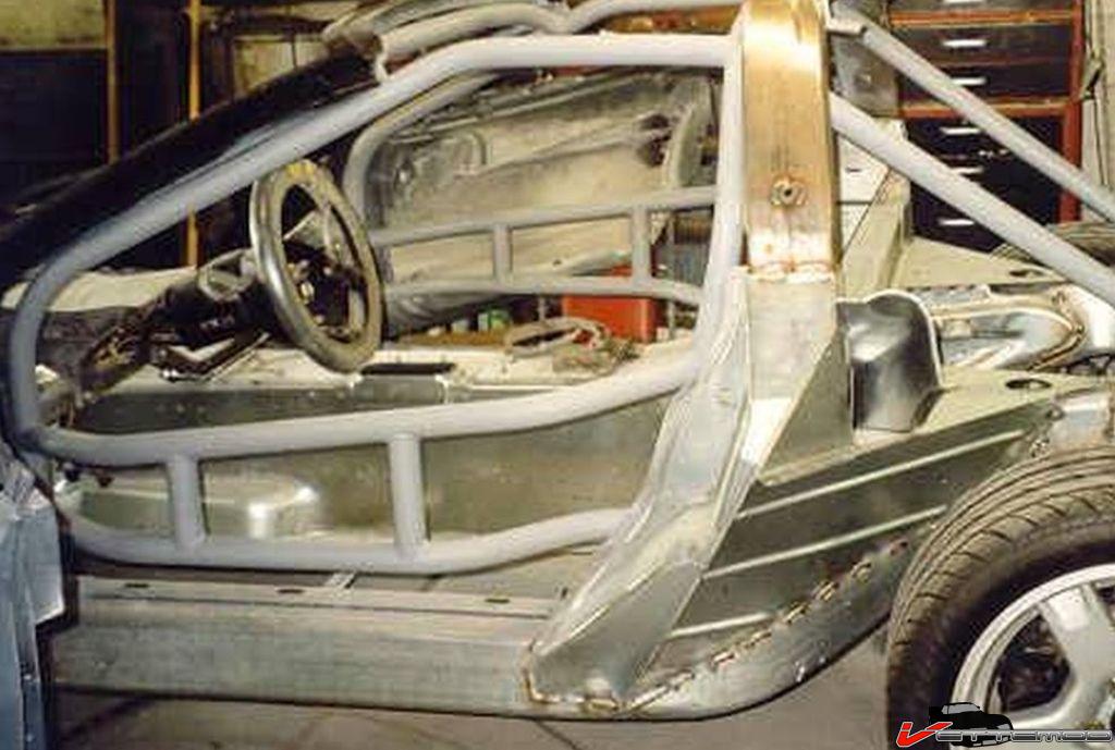 Corvette Roll Cage Drivers Side.jpg