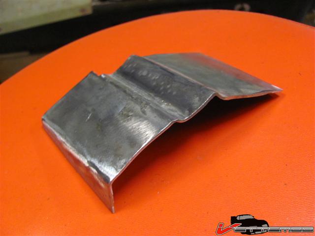 lower windshield 6 (Small).JPG