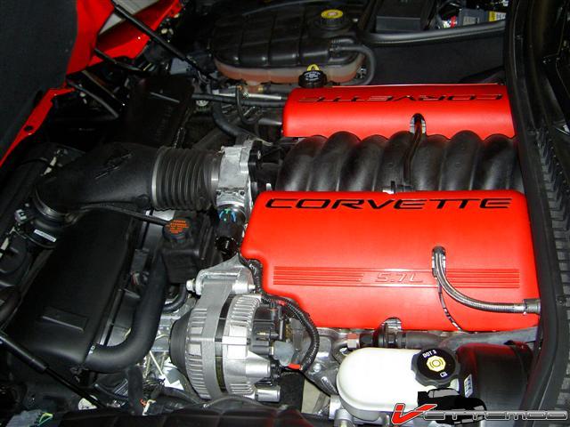 ZO6 Engine 001 (Small).jpg